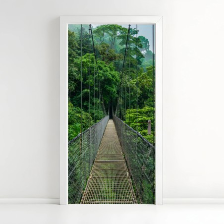 Türaufkleber hängende brücke im dichten dschungel – Pixers®