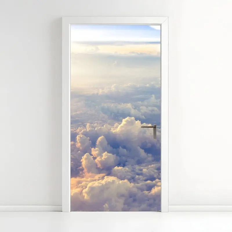 Türaufkleber sonnenbeschienene wolken über dem horizont