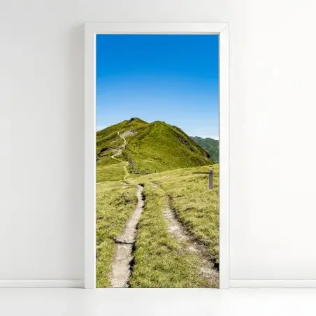 Türaufkleber gewundener wanderweg im Zillertal – Pixers®
