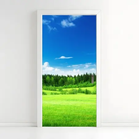 Türaufkleber frühlingswiese unter blauem himmel – Pixers®