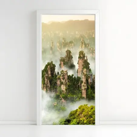 Türaufkleber neblige säulen von Zhangjiajie – Pixers®