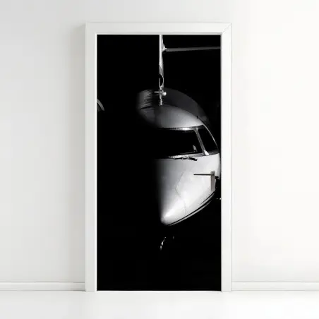 Türaufkleber monochromes porträt der flugzeugnase – Pixers®