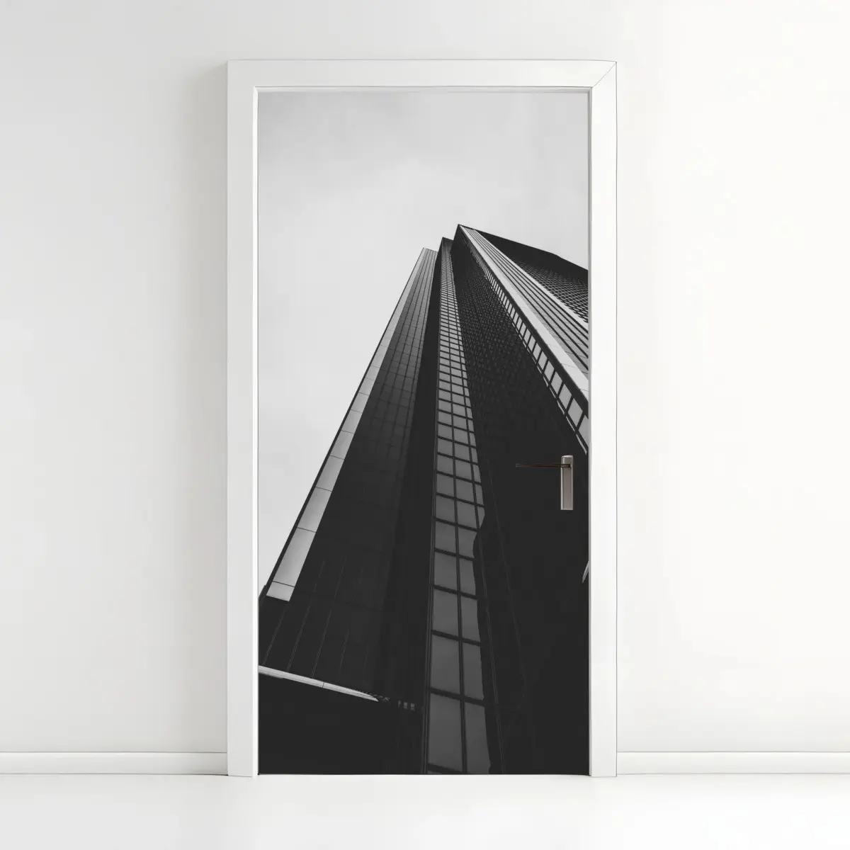 Türaufkleber monochromer wolkenkratzer in perspektive – Pixers®