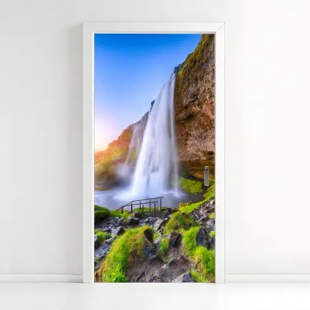 Türaufkleber Seljalandsfoss wasserfall im sonnenuntergang – Pixers®