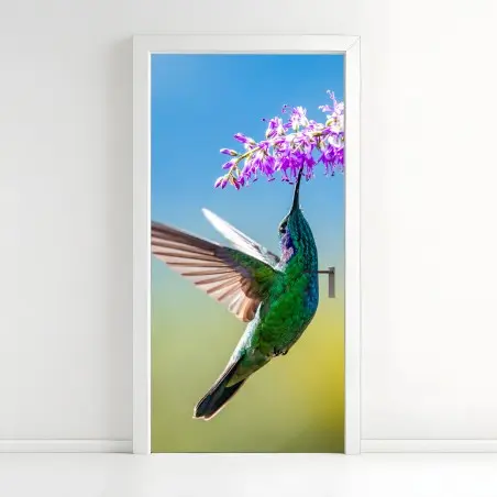 Türaufkleber kolibri an violetter blüte – Pixers®