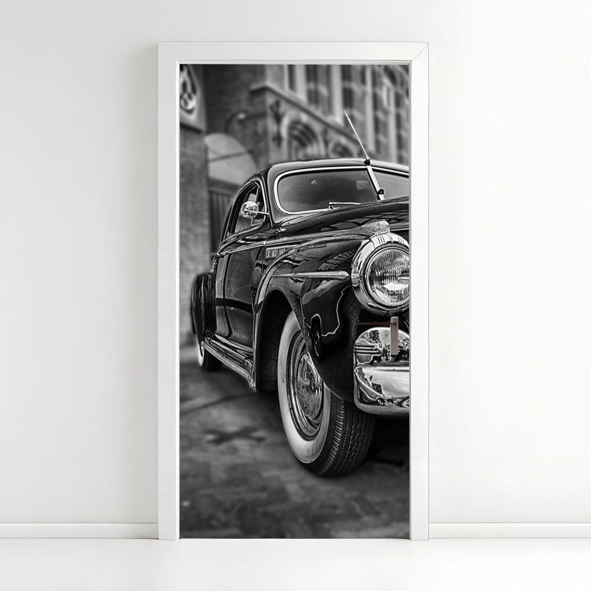 Türaufkleber vintage klassisches auto auf kopfsteinpflaster – Pixers®