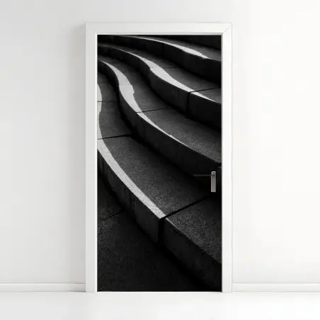 Türaufkleber geschwungene betontreppe im schatten – Pixers®