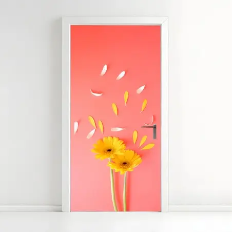 Türaufkleber sonnige gelbe gerbera auf korallfarbenem hintergrund – Pixers®