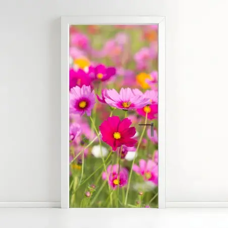 Türaufkleber rosa kosmeenwiese in blüte – Pixers®