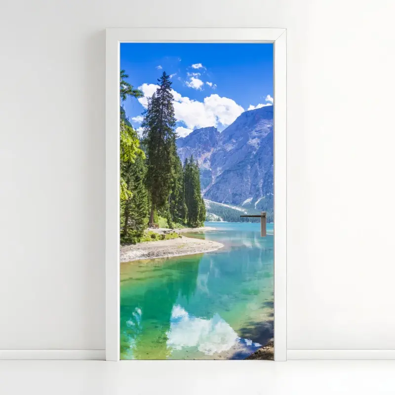 Türaufkleber Pragser Wildsee türkisblauer bergsee