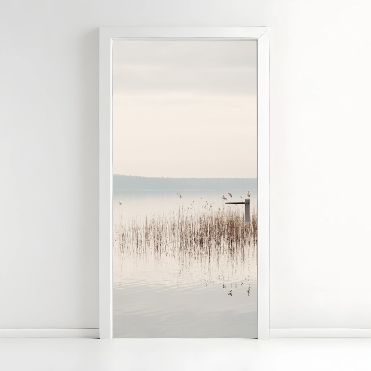 Türaufkleber ruhige schilfzone am see – Pixers®