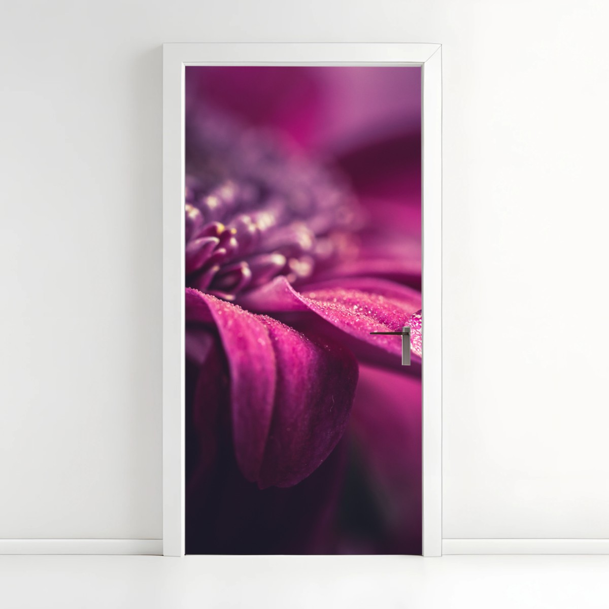 Türaufkleber lila makroblüte mit tautropfen – Pixers®