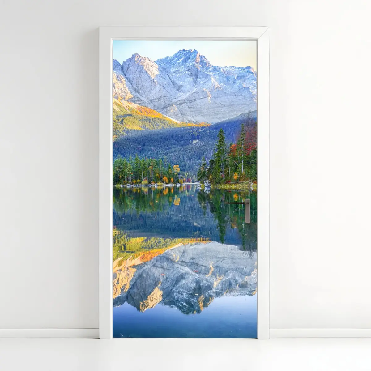 Türaufkleber herbstliche spiegelung am Eibsee bei Zugspitze – Pixers®