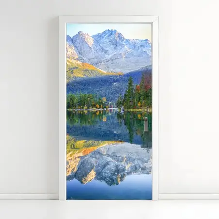 Türaufkleber herbstliche spiegelung am Eibsee bei Zugspitze – Pixers®