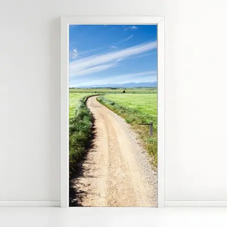 Türaufkleber gewundener landweg durch grüne wiesen – Pixers®