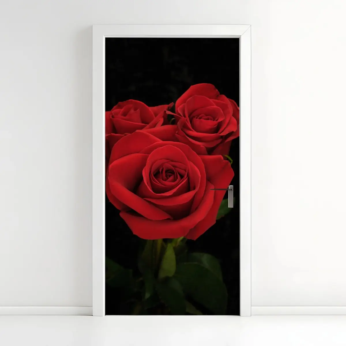 Türaufkleber rote rosen vor schwarzem hintergrund – Pixers®