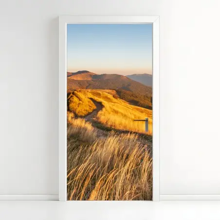 Türaufkleber goldener bergkamm im sonnenuntergang – Pixers®