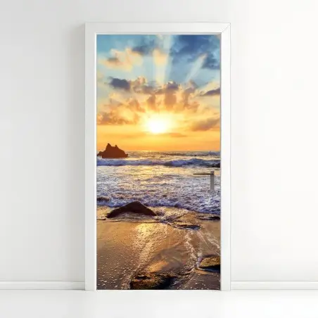 Türaufkleber sonnenuntergang an der felsigen küste – Pixers®