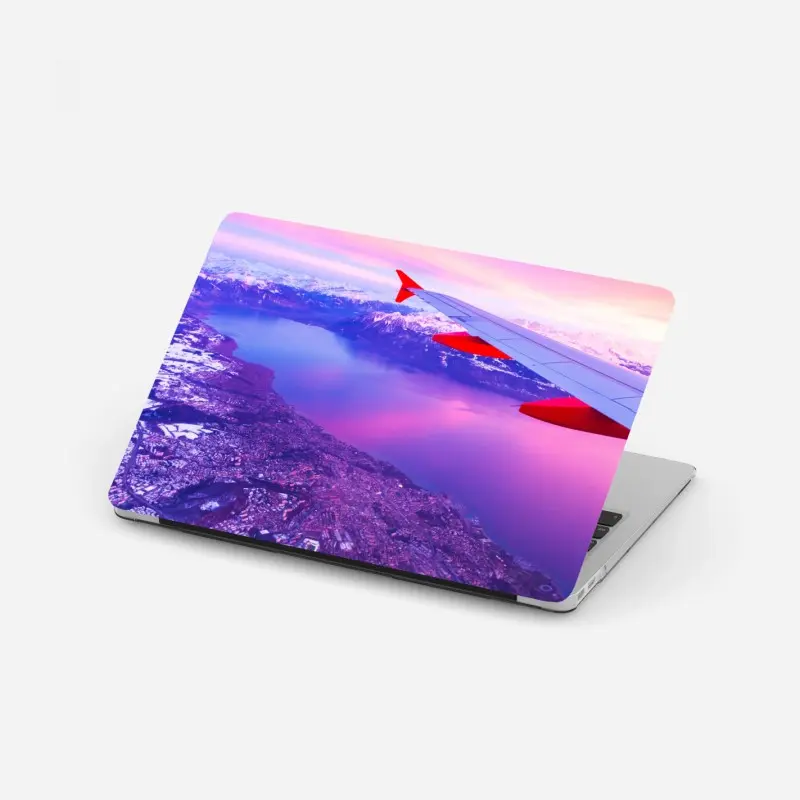 Laptop-Aufkleber luftaufnahme einer stadt am see bei sonnenuntergang