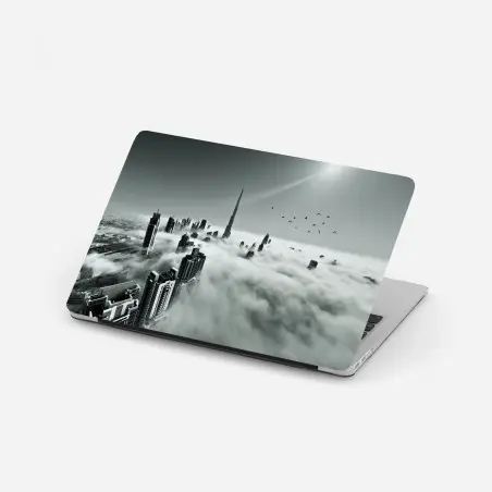 Laptop-Aufkleber neblige skyline von Dubai über den wolken – Pixers®