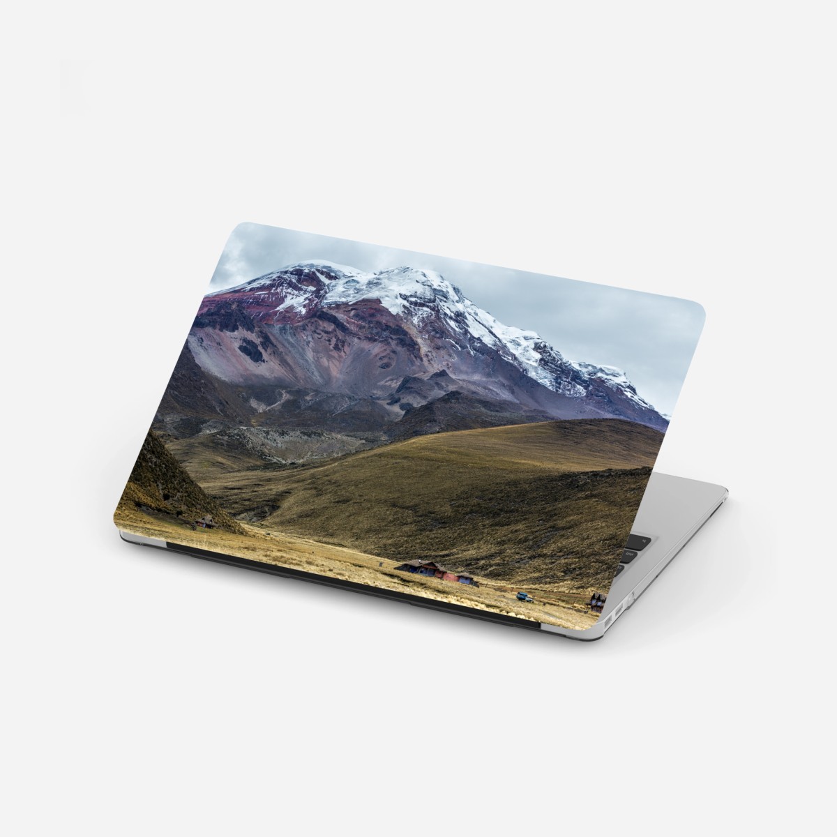 Laptop-Aufkleber majestätisches schneebedecktes bergtal – Pixers®
