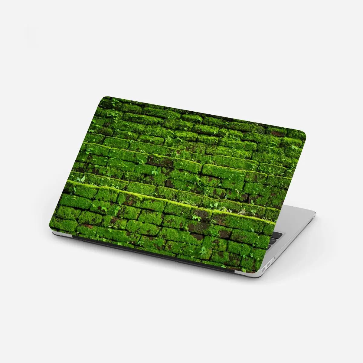 Laptop-Aufkleber üppige moosbedeckte ziegelwand – Pixers®