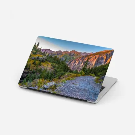 Laptop-Aufkleber alpiner wanderweg im sonnenuntergang – Pixers®