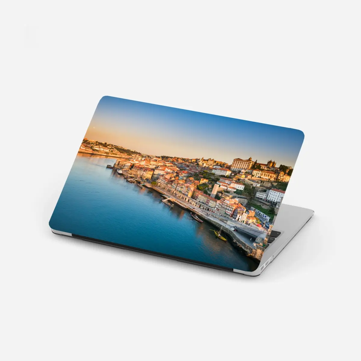 Laptop-Aufkleber sonnige Porto ufer-skyline im goldenen licht – Pixers®