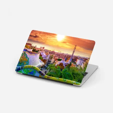 Laptop-Aufkleber sonnenuntergang über Park Güell in Barcelona – Pixers®