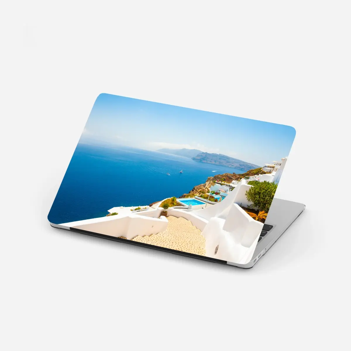 Laptop-Aufkleber Santorini küstenblick mit weißer architektur – Pixers®