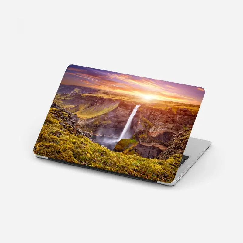 Laptop-Aufkleber Haifoss wasserfall bei sonnenuntergang
