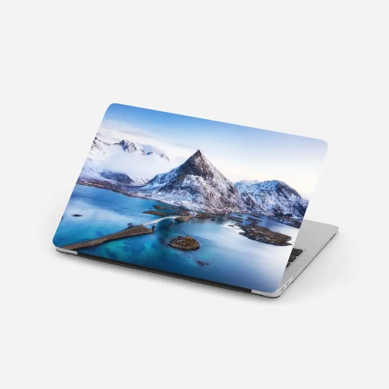 Laptop-Aufkleber Lofoten brücke und berg aus der luft