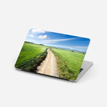 Laptop-Aufkleber gewundener landweg durch grüne wiesen – Pixers®
