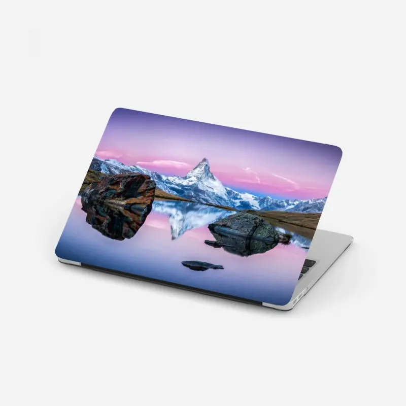 Laptop-Aufkleber sanfte alpine spiegelung bei dämmerung