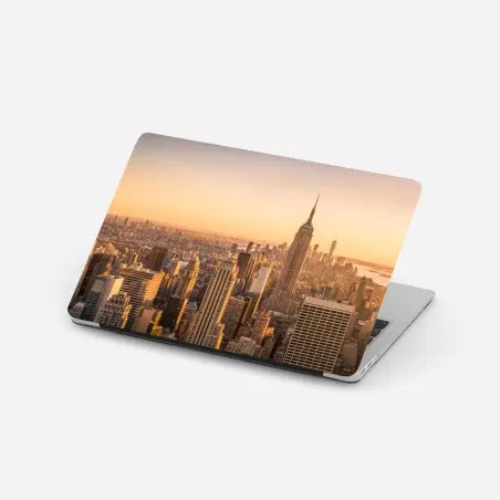 Laptop-Aufkleber goldener sonnenuntergang über der skyline von New York – Pixers®