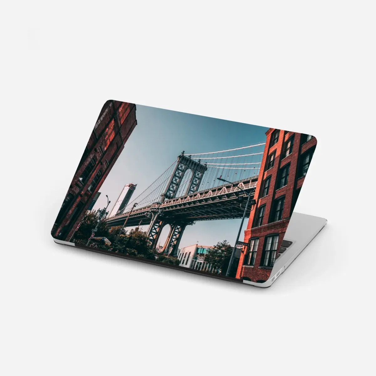 Laptop-Aufkleber Manhattan brücke in urbaner perspektive – Pixers®