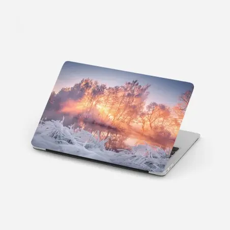 Laptop-Aufkleber winterlicher sonnenaufgang über zugefrorenem fluss – Pixers®