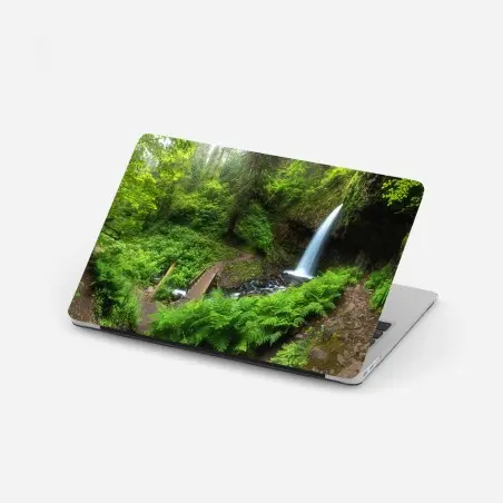 Laptop-Aufkleber üppiger waldwasserfall panorama – Pixers®