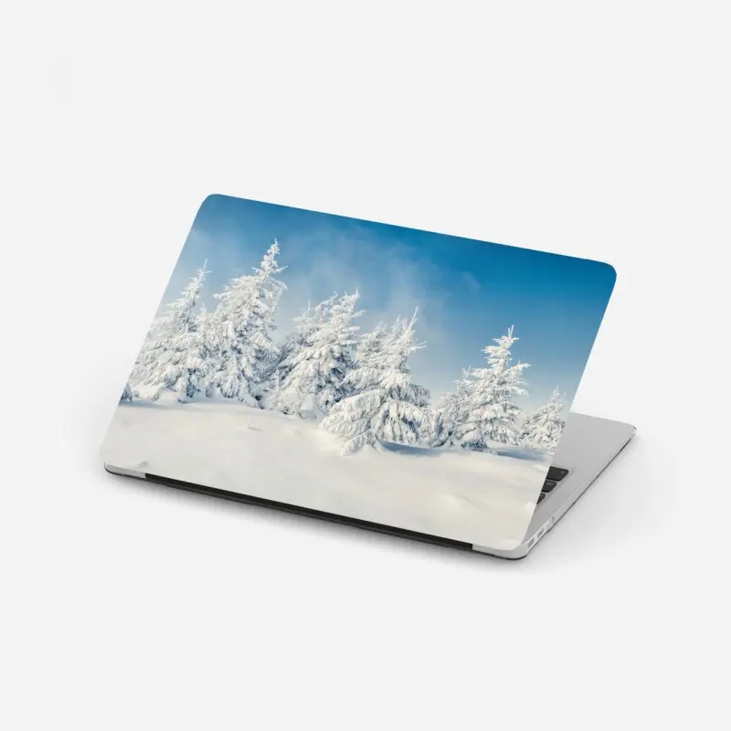 Laptop-Aufkleber panorama verschneiten waldes