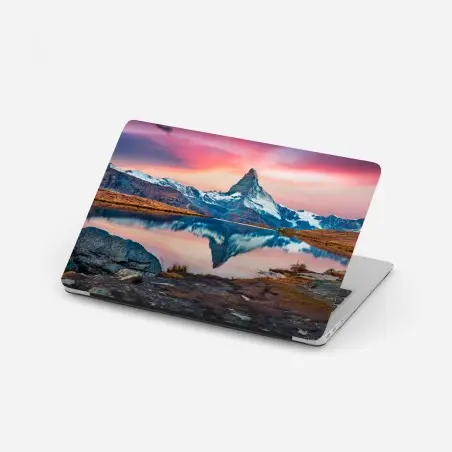 Laptop-Aufkleber majestätisches Matterhorn spiegelt sich im Stellisee – Pixers®