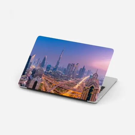 Laptop-Aufkleber panoramablick auf Dubai bei dämmerung – Pixers®