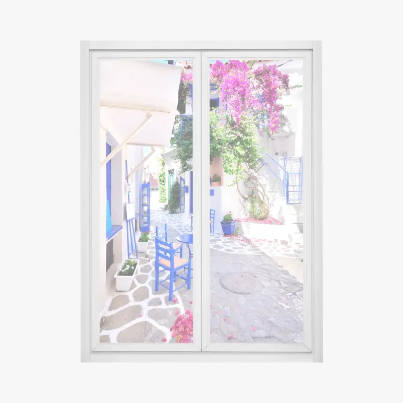 Fensteraufkleber sonnige gasse mit blauen stühlen