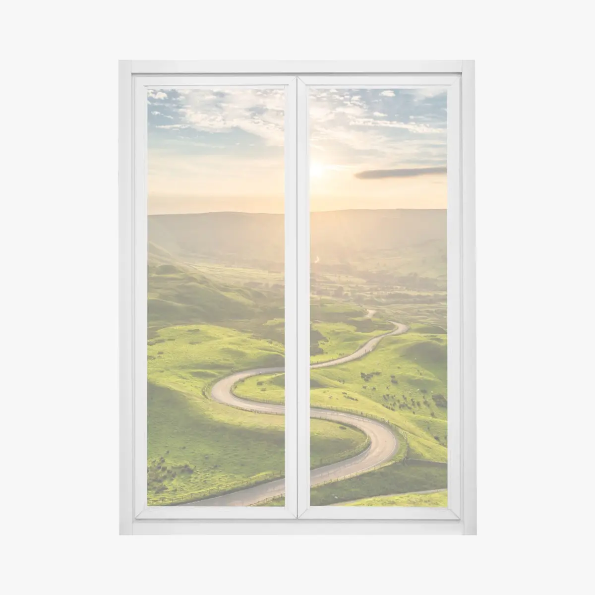 Fensteraufkleber goldener sonnenuntergang über einer geschwungenen landstraße – Pixers®
