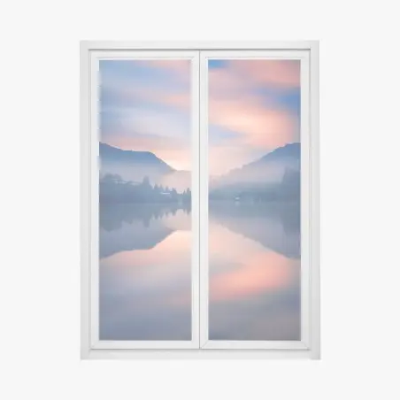 Fensteraufkleber nebeliger bergsee bei dämmerung – Pixers®