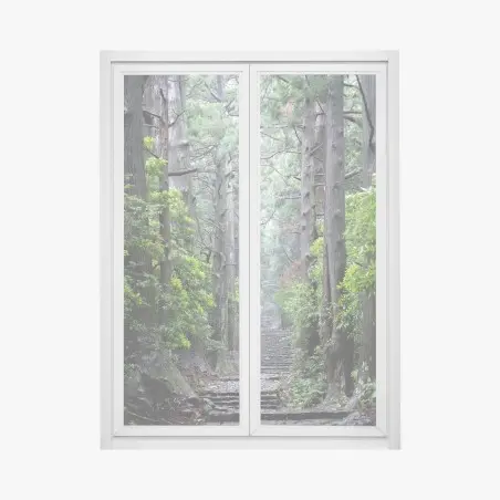 Fensteraufkleber mystischer waldweg zwischen alten bäumen – Pixers®