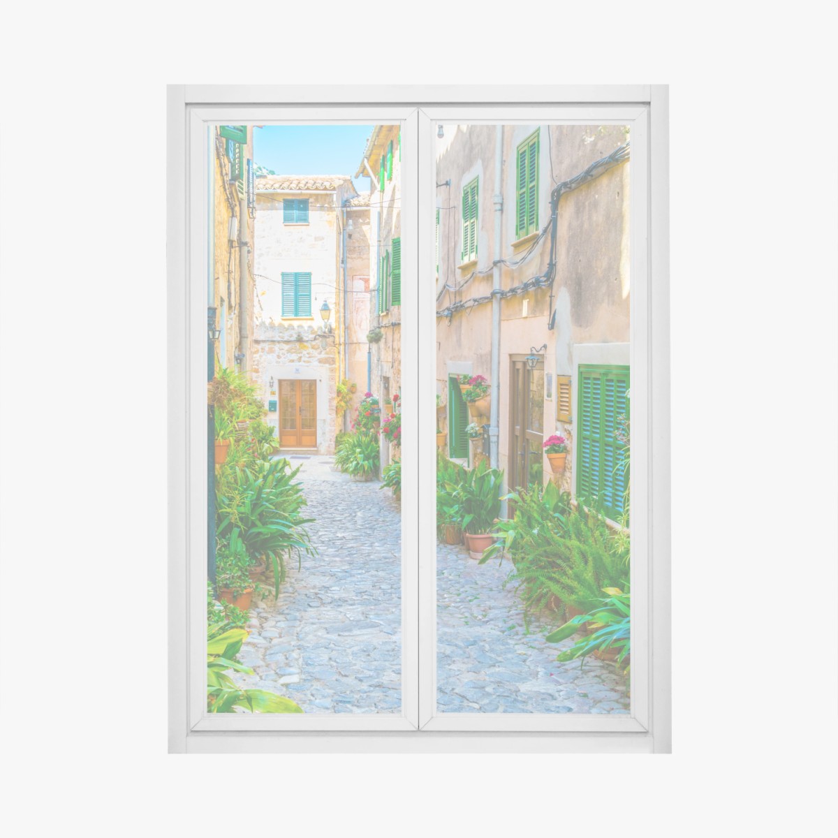 Fensteraufkleber sonnige gasse mit grünen fensterläden – Pixers®