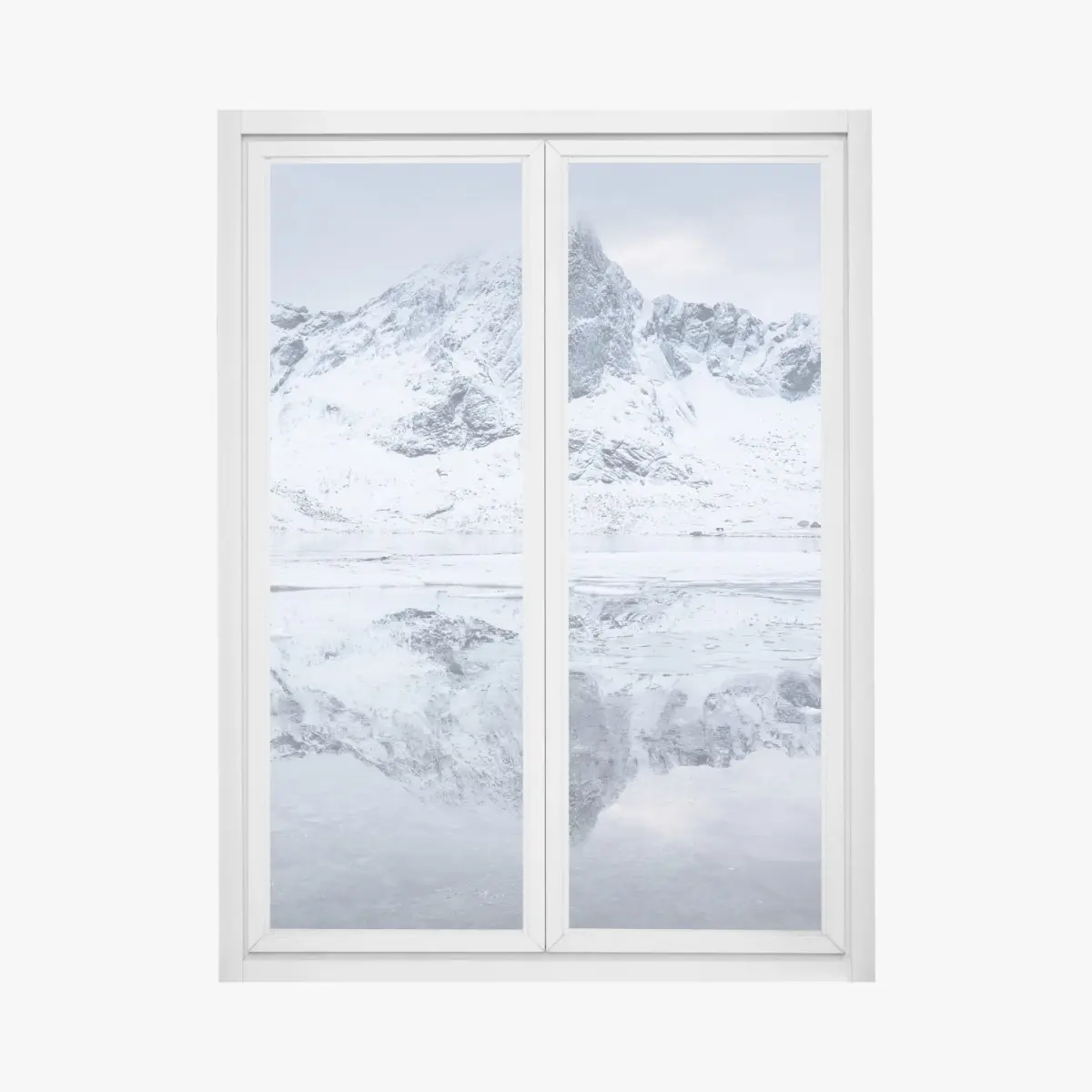 Fensteraufkleber verschneite bergspiegelung in Norwegen – Pixers®