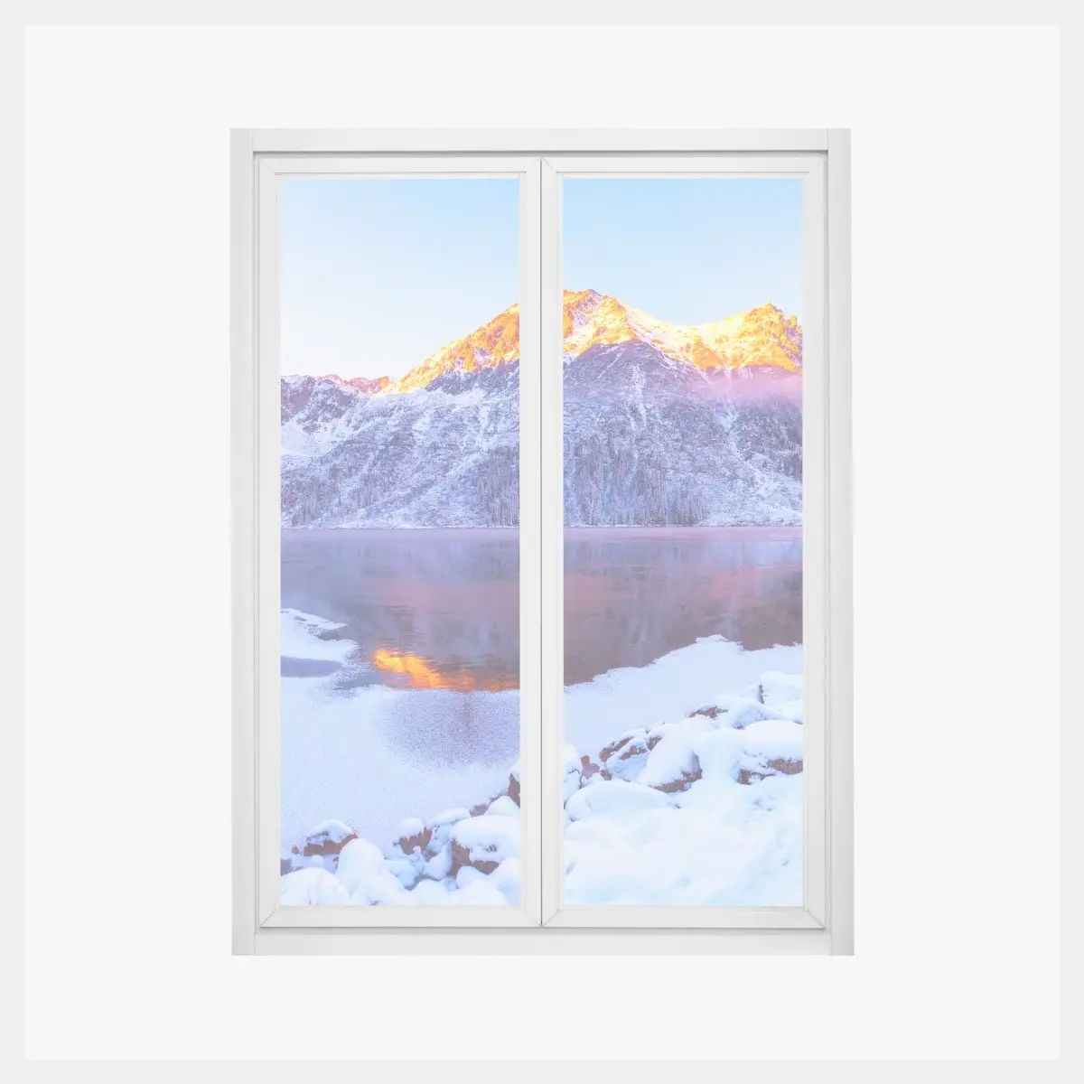 Fensteraufkleber sonnenbeschienene berge über gefrorenem alpensee – Pixers®