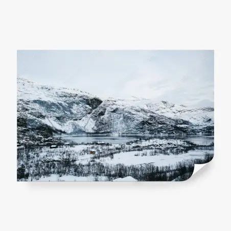 Fototapete ruhige winterliche berglandschaft über zugefrorenem see – Pixers®