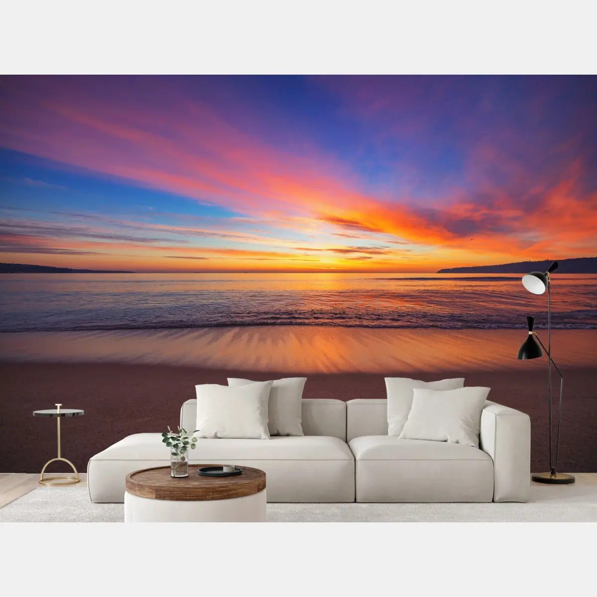 Fototapete lebendiger sonnenaufgang über einem ruhigen strand – Pixers®